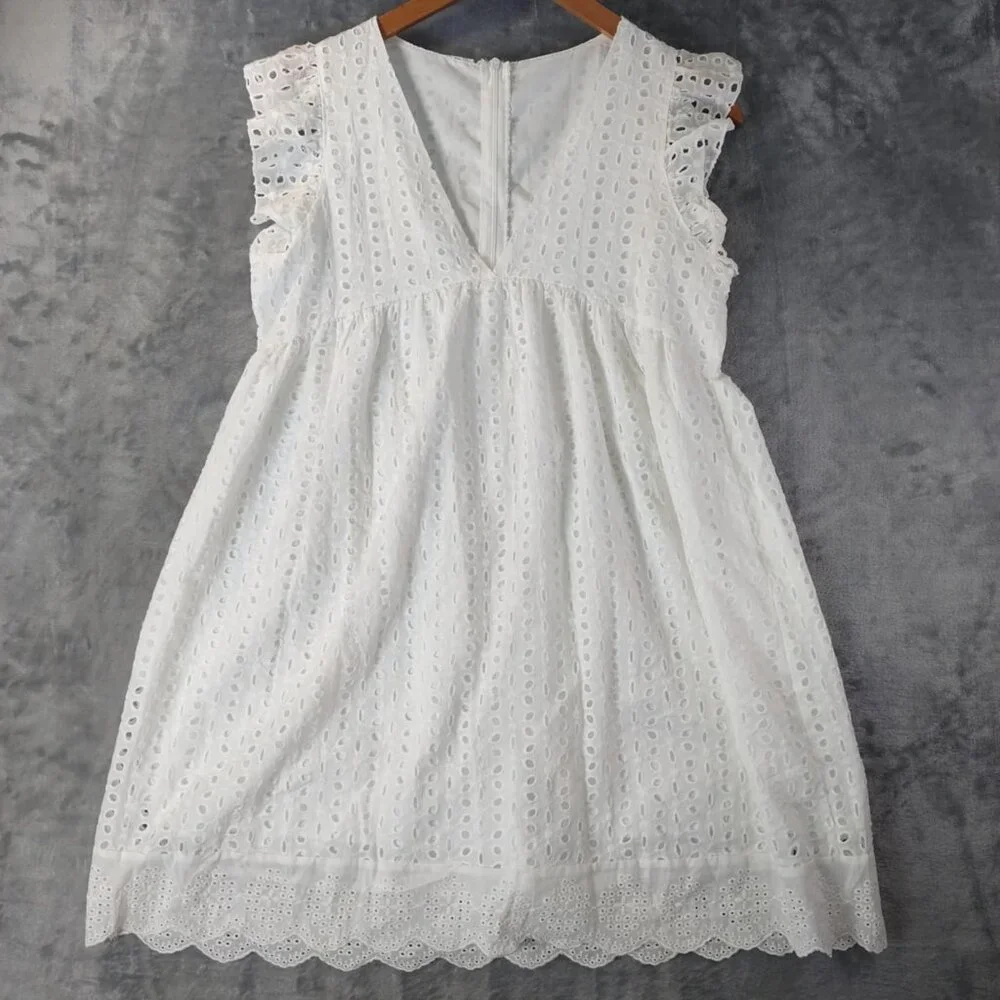 Unbranded Women's XS‎ White Summer Romper Eyelet Lace Scallop Hem Ruffle Sleeves